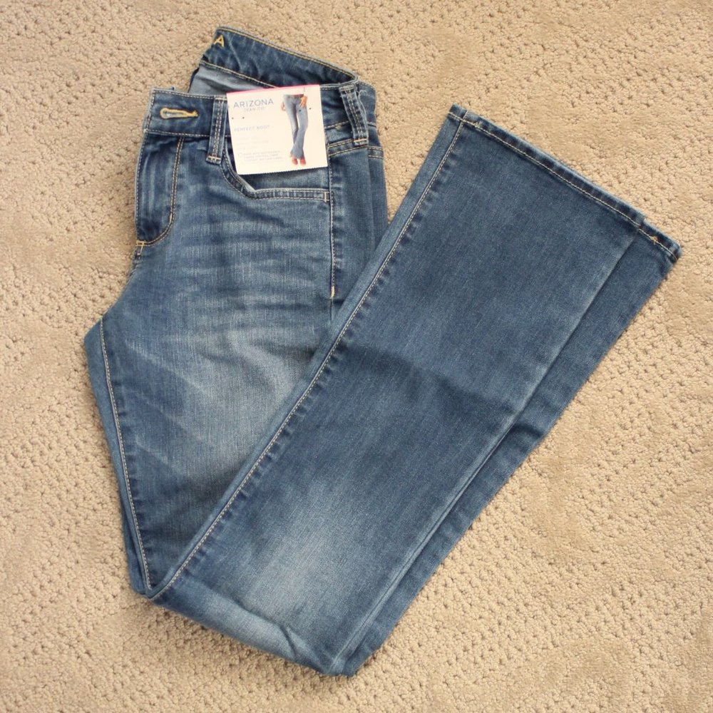 NWT Arizona Perfect Boot Jeans